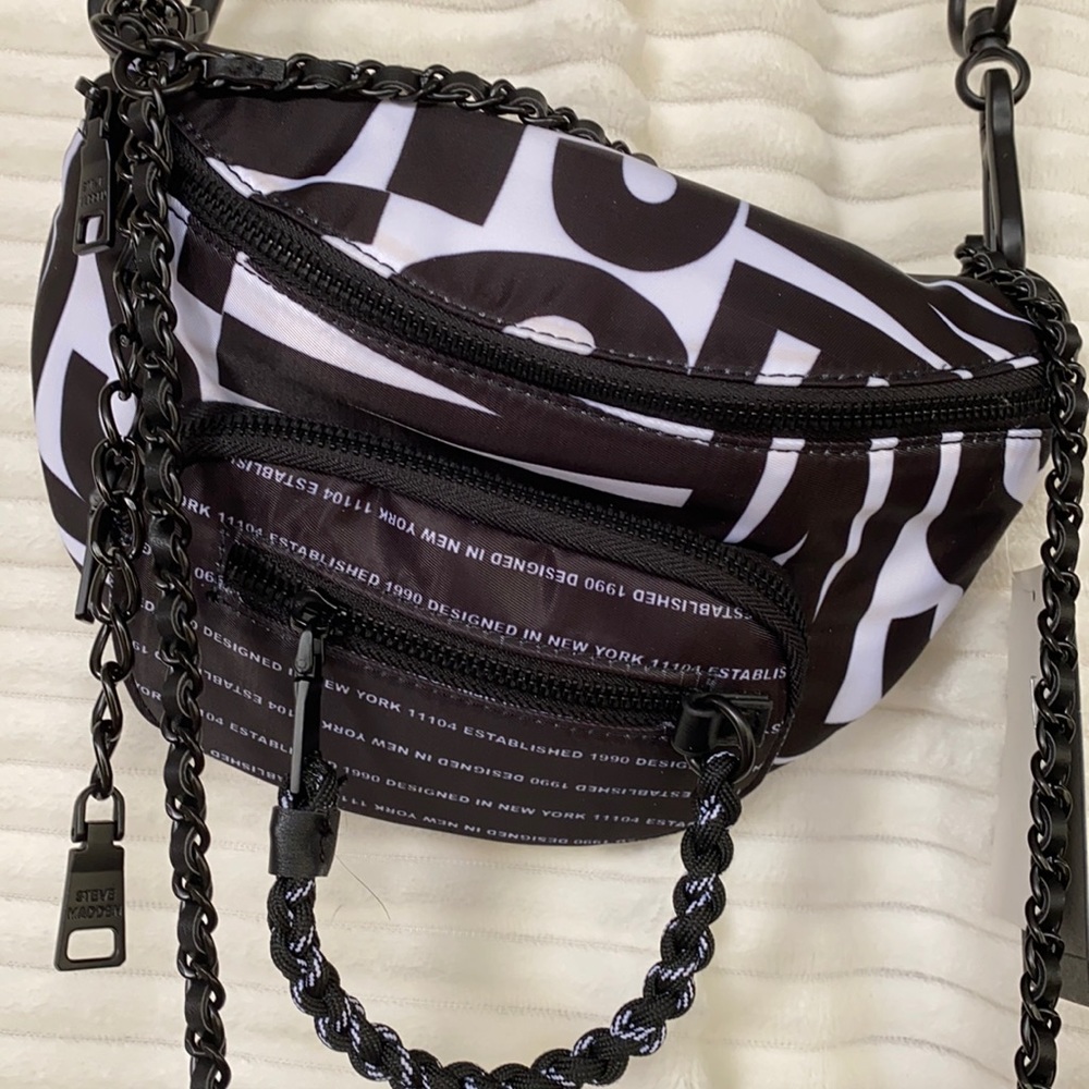 BJORDAN Cross Body Purse